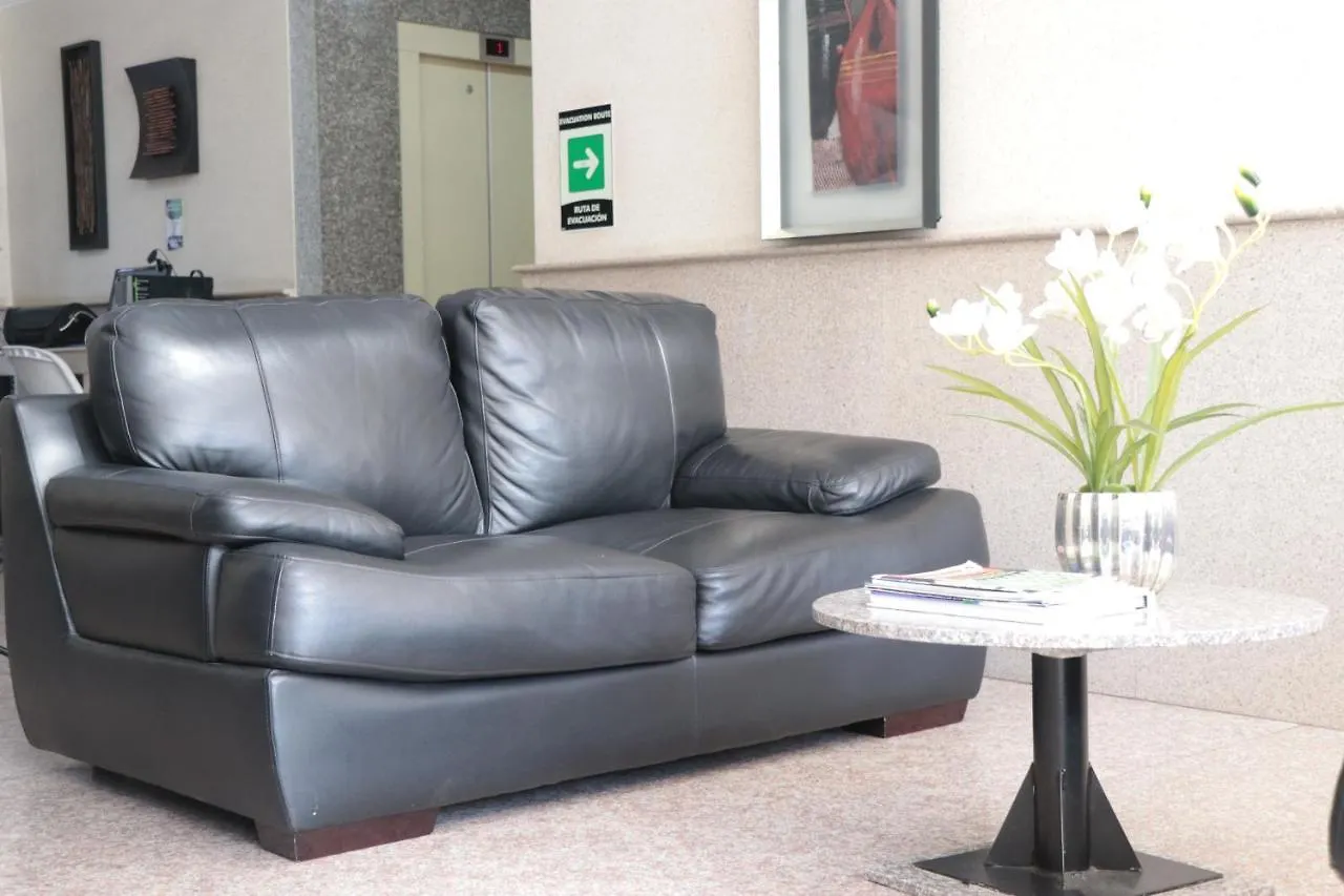 Hoteles Bogota Inn Lago Chico Zona Rosa コロンビア